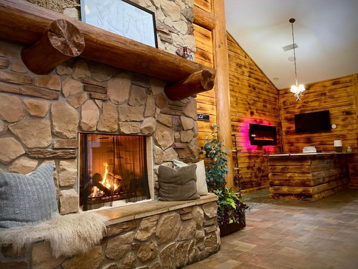 Balsam Lake Lodge Ngoại thất bức ảnh