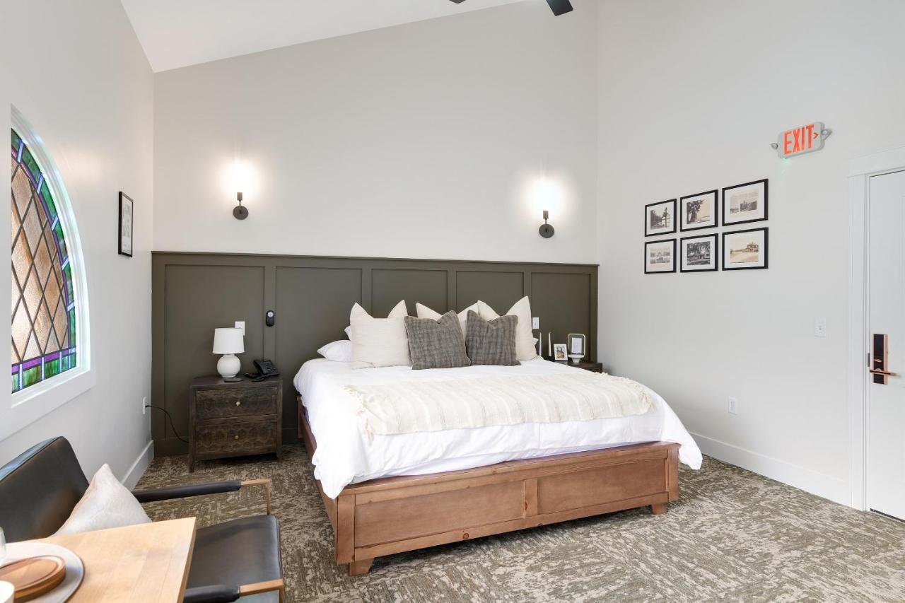 Balsam Lake Lodge Ngoại thất bức ảnh